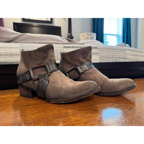 Freebird Phlow Distressed Suede Ankle Boots, Women's Size 8 - Picture 2 of 7